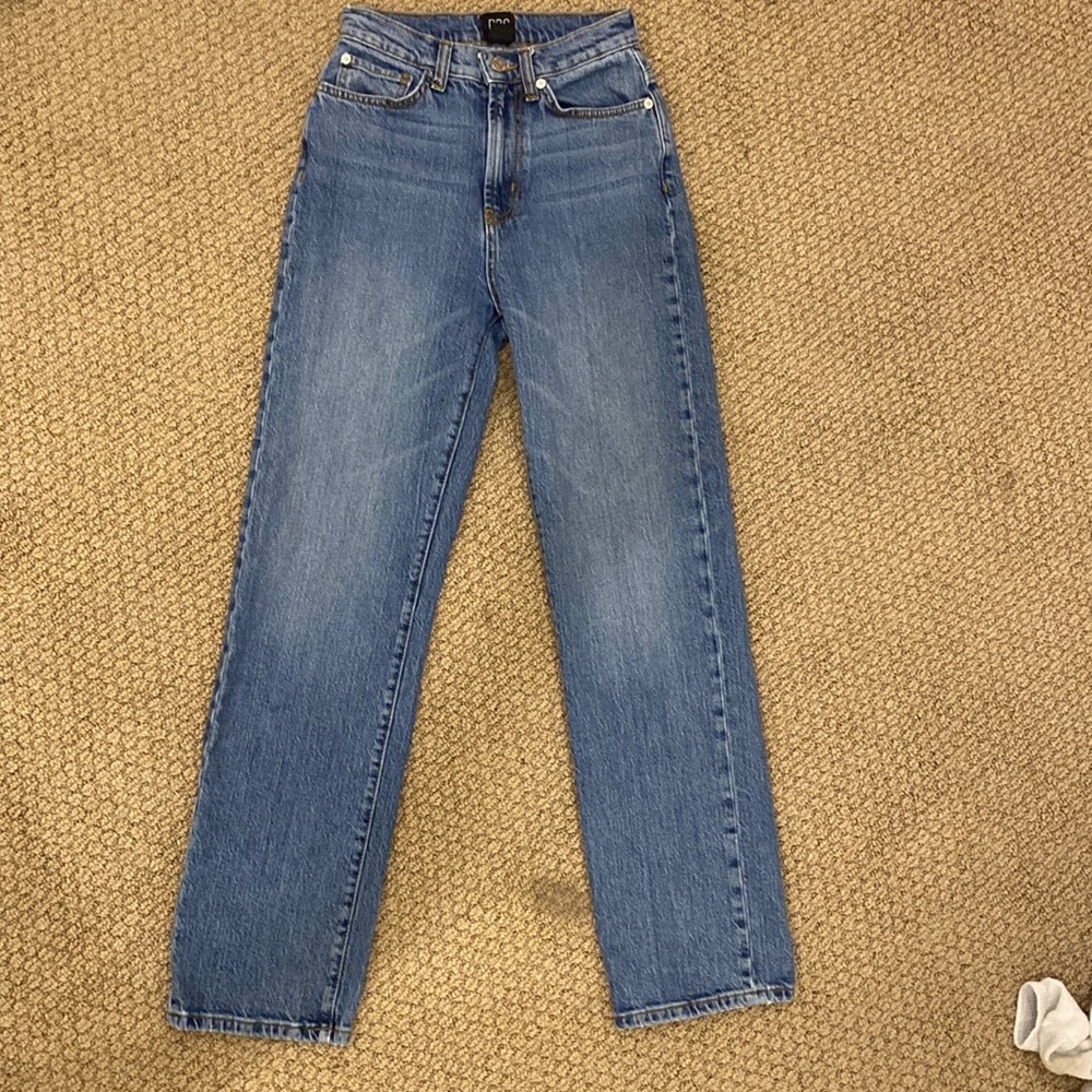 Urban outfitters mid waisted straight leg jeans